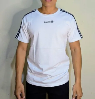 Camiseta Adidas unisex con franjas verticales en el hombro, camisa para hombre o mujer de algodon