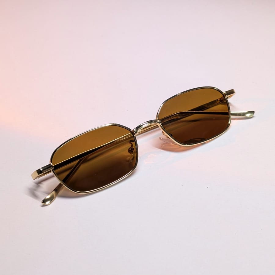 Gafas de moda decorativas cuadradas de metal unisex, para hombres y mujeres, gafas de montura completa para verano lentes de sol a la moda